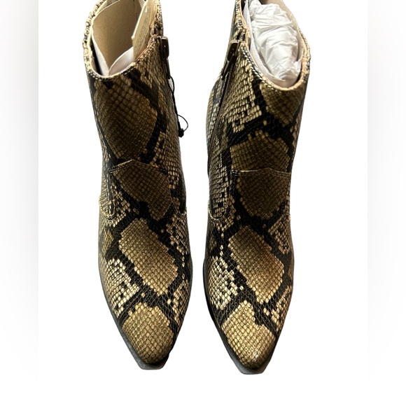 THE DROP Sia Pointed Toe tan python snakeskin Women's Ankle Boot size 6 NWOB - Picture 5 of 10